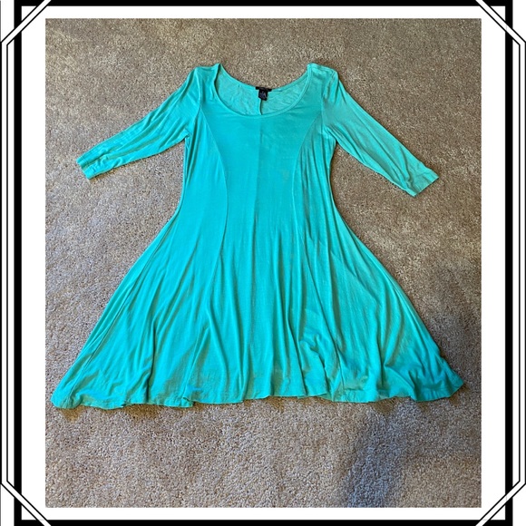 Rue21 Dresses & Skirts - Rue 21 Elbow Length Mint Swing Dress